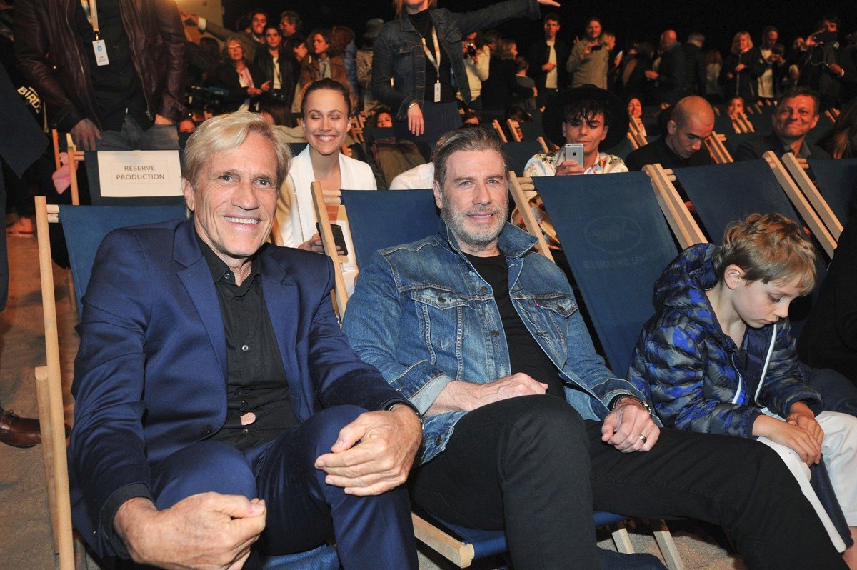 Výročí Pomády v květnu připomněl také festival v Cannes. S Travoltou přijel i režisér Randal Kleiser (71).