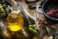 Kdepak extra panenské! Dvě třetiny olivových olejů nesplňují předpisy, zjistila nově inspekce