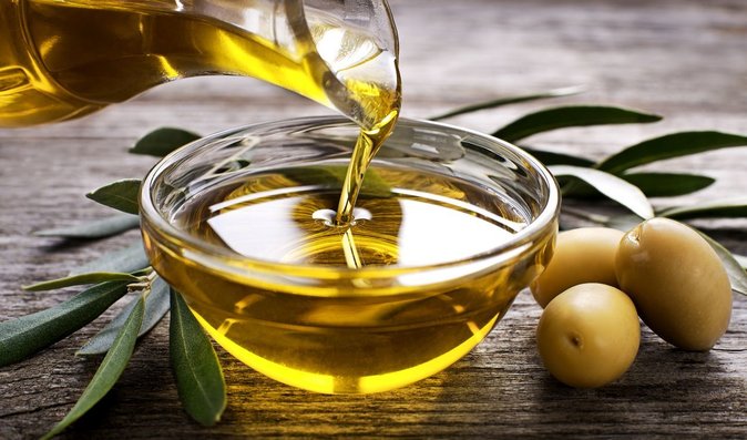 Půl lžičky olivového oleje denně dokáže snížit riziko infarktu a mrtvice