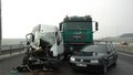 Hromadná nehoda 25 aut zablokovala silnici R 35 ve směru na Ostravu