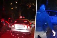 Policistům v Olomouci ujížděl mladík ve volvu: Za jízdy vyskočil z auta