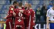 Fotbalisté Olomouce slaví gól na půdě Znojma