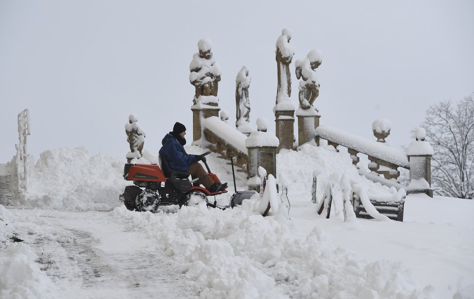 Hustá sněhová pokrývka v Olomouckém kraji (4.2. 2019)