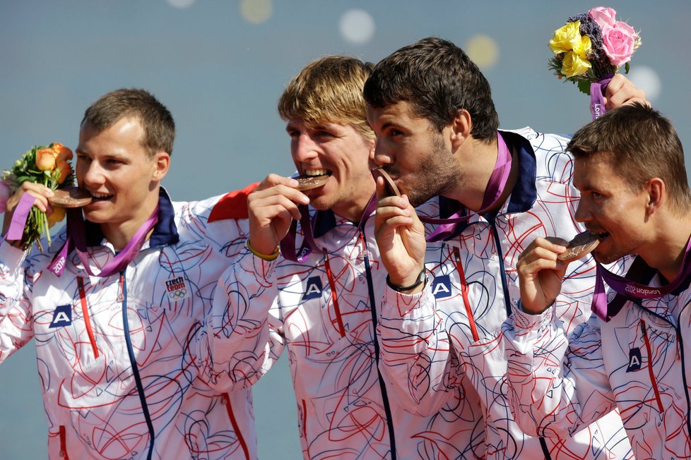 Jsou pravé! Bronzoví medailisté z Londýna si vychutnávají další český úspěch na hrách