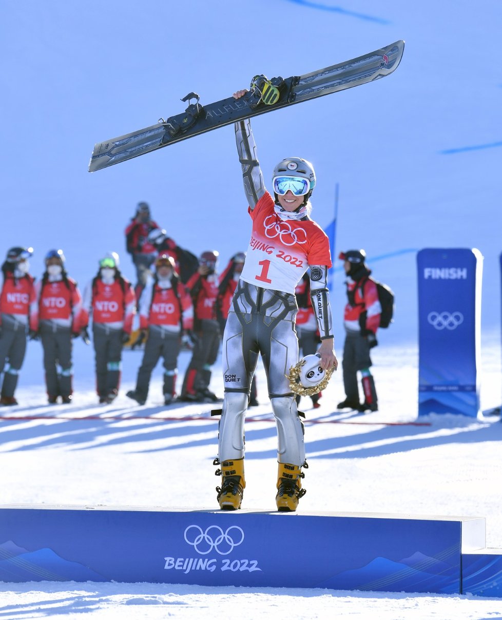 Ester Ledecká obhájila na ZOH zlato.