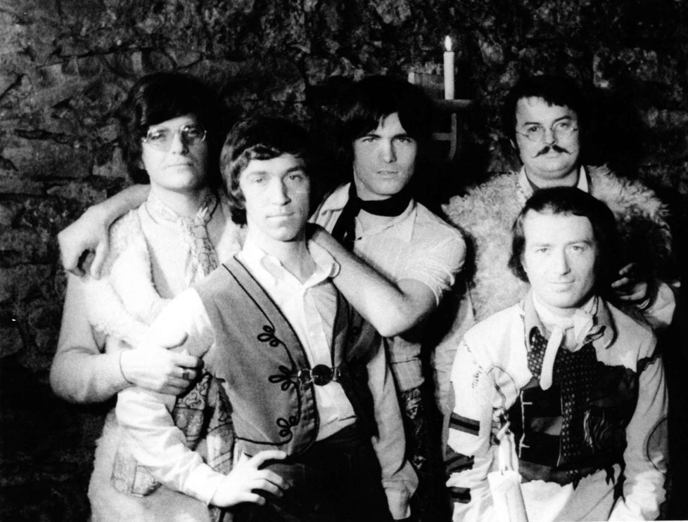 1970 - Zleva Miroslav Berka, Pavel Chrastina, Ladislav Klein, Jan Antonín Pacák, Petr Janda