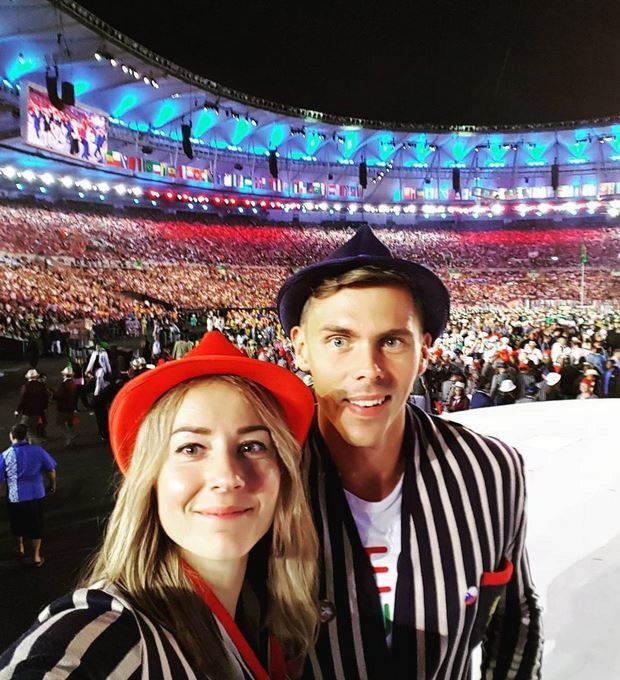 Adam a Denisa na zahajovacím ceremoniálu v Riu.