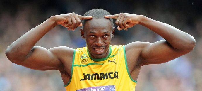 Sprinter a showman Usain Bolt a jedno z jeho gest