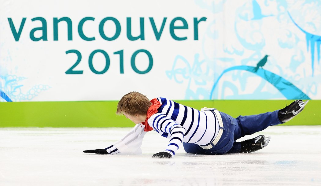 Pád českého krasobruslaře Tomáše Vernera na olympiádě ve Vancouveru