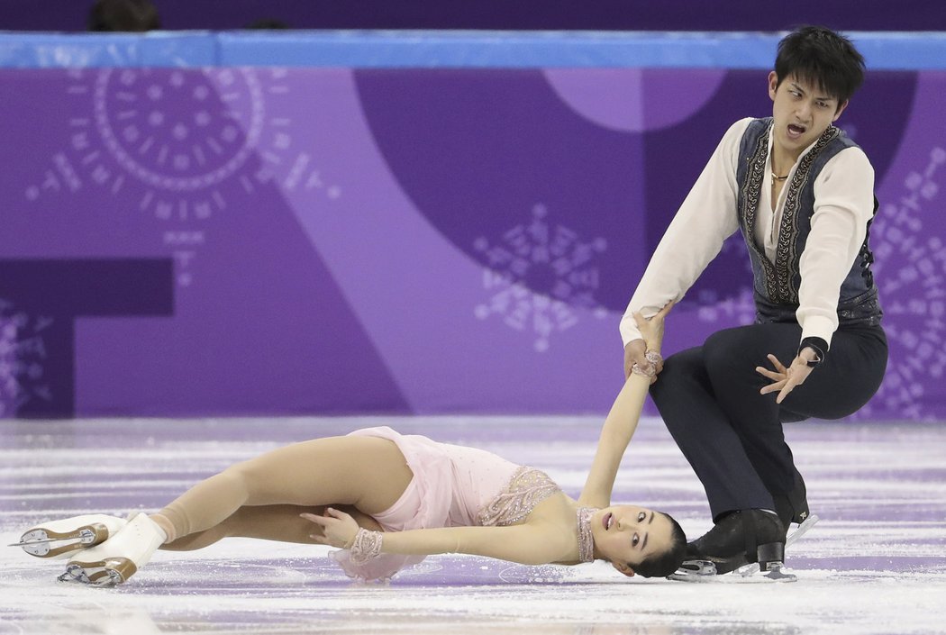 Náročné taneční kreace předvedli Japonci Miu Suzaki a Ryuichi Kihara.