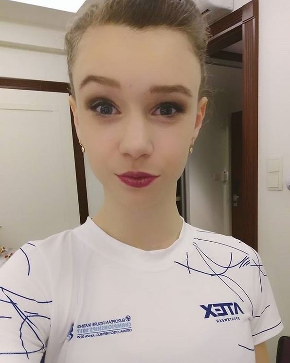 Nejhezčí sportovkyně na ZOH 2018 v Pchjongčchangu – Anna Dušková (krasobruslení)