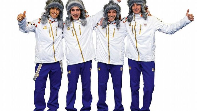Olympijskou kolekci oblečení včetně populárních beranic si vyzvedl i český tým skokanů na lyžích