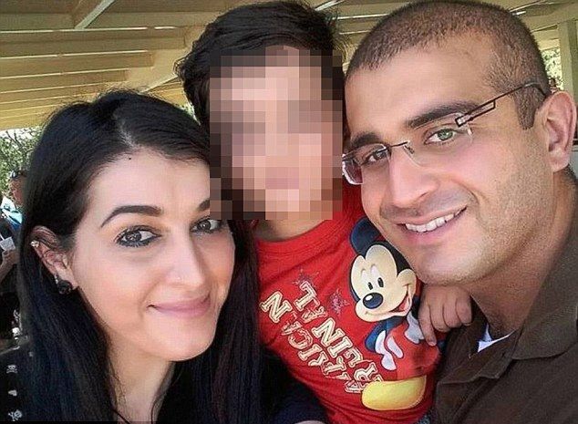 Orlandský střelec Omar Mateen s manželkou Noor Salmanovou