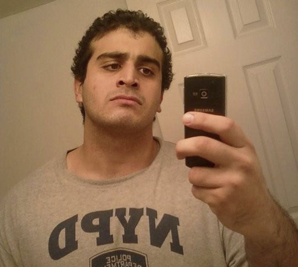 Omar Mateen zastřelil v americkém gay klubu 50 lidí.