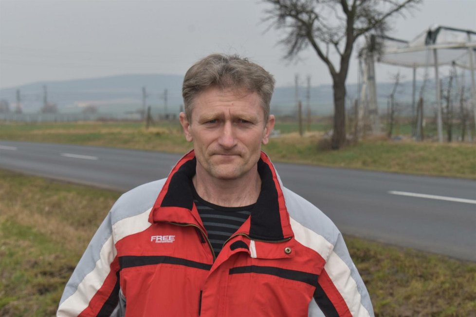 Karel Zikmund (50) z Vrutic na Litoměřicku přišel po autonehodě o svůj vůz.