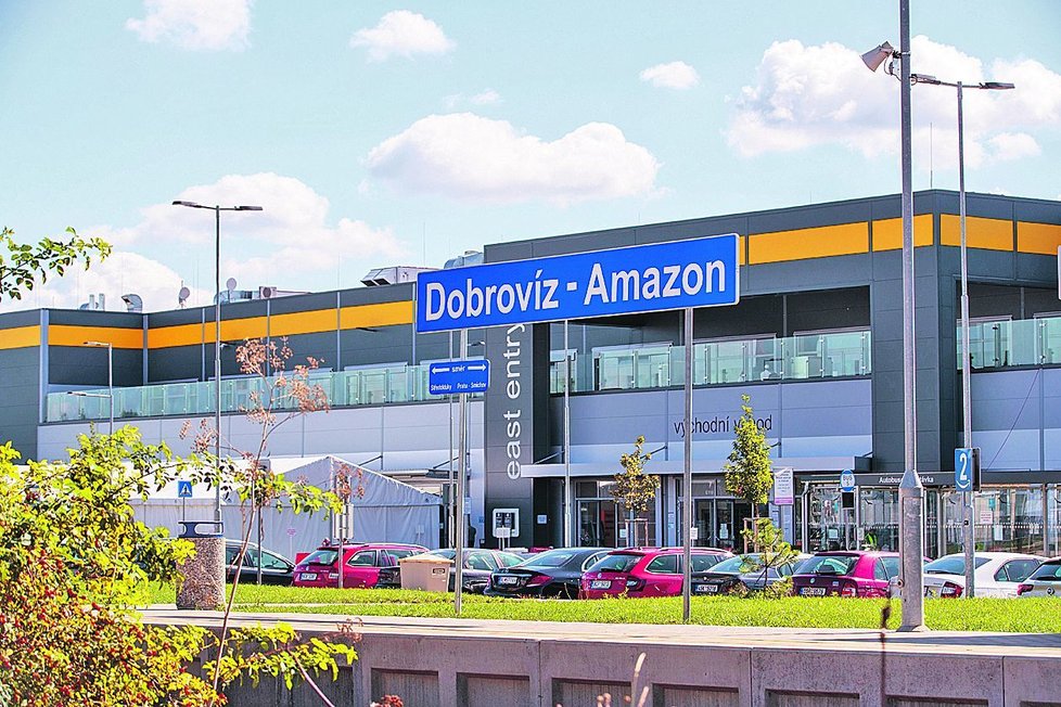 Amazon v Dobrovízi.