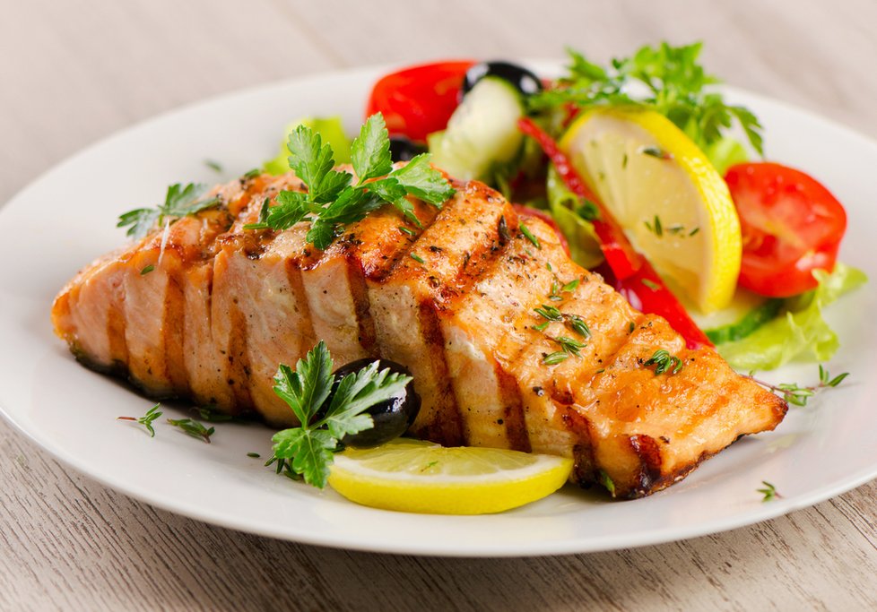 Omega-3 mastné kyseliny obsažené v rybím masu vám pomůžou zhubnout.