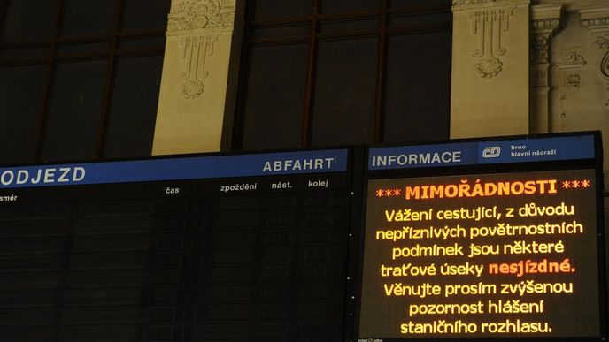 Omezení platí i na železnici ve středu Moravy a ve středních Čechách