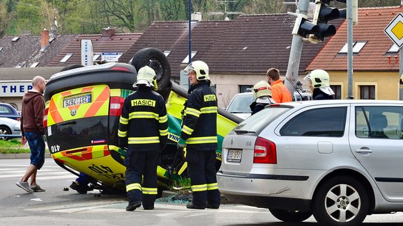 Omezování dopravy vadí záchranářům: Zbytečná hysterie, či reálné nebezpečí?