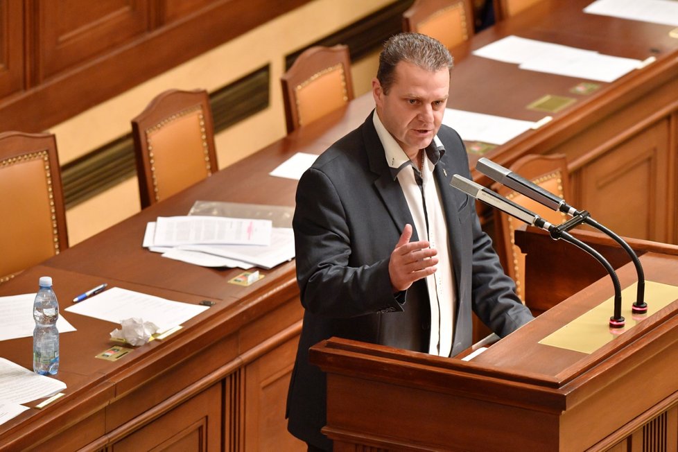 Poslanci zamítli žádost policie o vydání Zdeňka Ondráčka (KSČM) k trestnímu stíhání (31. 10. 2018)
