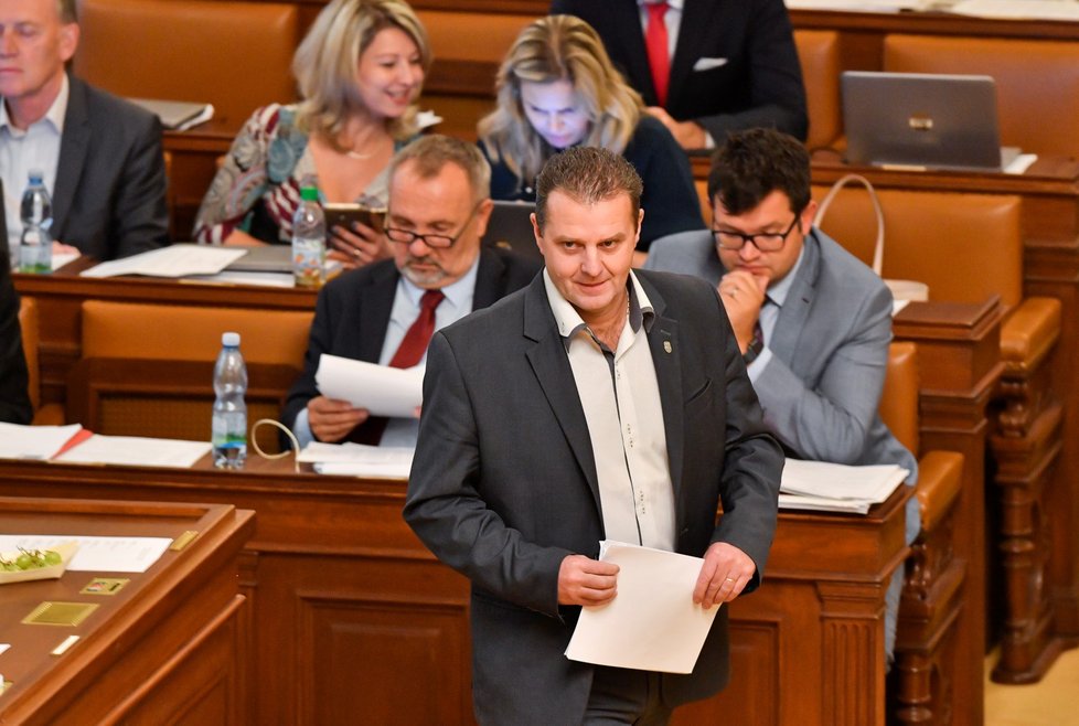 Poslanci zamítli žádost policie o vydání Zdeňka Ondráčka (KSČM) k trestnímu stíhání (31. 10. 2018)