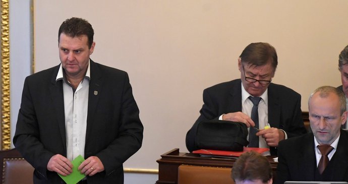 Zdeněk Ondráček rezignoval na post v čele kontrolní komise pro GIBS.