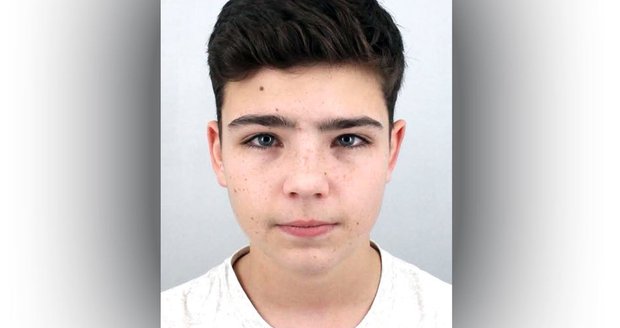 Po mladistvém Ondřeji Brabencovi (15) z Teplic vyhlásili policisté pátrání ve čtvrtek. Ve středu ve večerních hodinách odešel z domova a doposud se nevrátil.