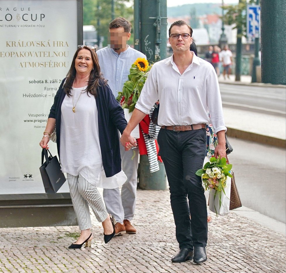 Hana Gregorová se svým přítelem Ondřejem Koptíkem jsou jak zamilované hrdličky.