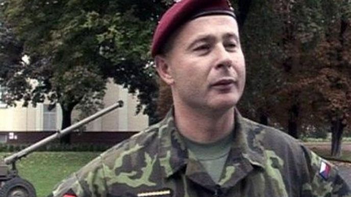 Ondrej Páleník spojovaný s exministrem obrany Martinem Bartákem zůstane dál šéfem Vojenského zpravodajství, jedné ze tří tajných služeb v zemi.