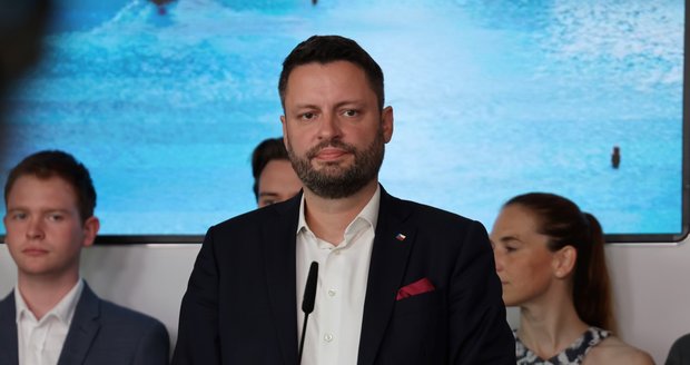 Ondřej Prokop (ANO) na tiskovce k jeho nepřiznaným bytům (19.6.2026)