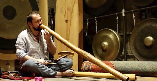 Ondřej Smeykal a Jaz Coleman připravují společné album, jemuž bude dominovat didgeridoo