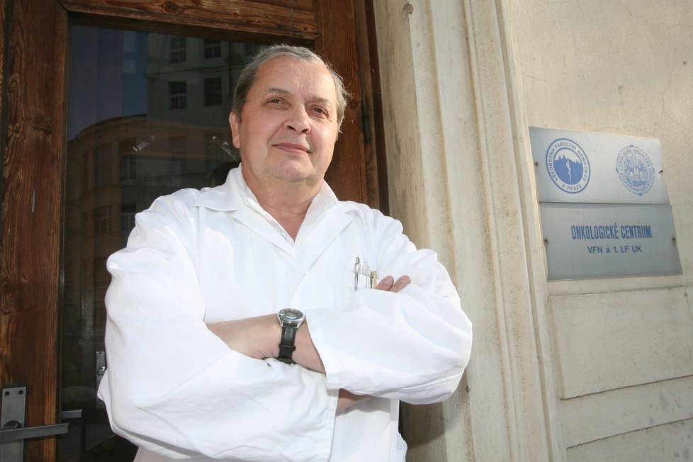 „Ve většině případů se jedná o rakovinu plic,“ vysvětluje profesor MUDr. Luboš Petruželka.