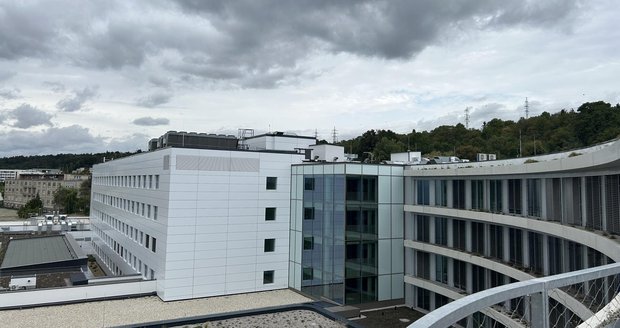 Nové onkologické centrum ve Fakultní nemocnici Motol a Homolka nabídne pacientům diagnostiku, léčbu i následnou péči na jednom místě.