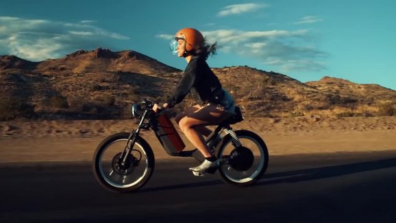 Onyx RCR a CTY: Elektrická retro motokola, která mají styl