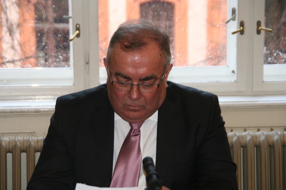 Bývalý šéf OP Prostějov Tuhý skončí opět před soudem.