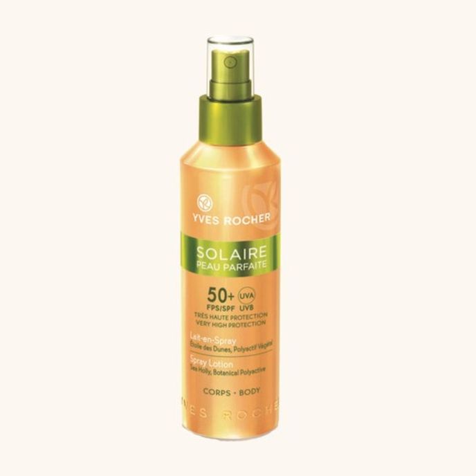 Mléko na opalování ve spreji, Yves Rocher, SPF 50, 409 Kč/150 ml