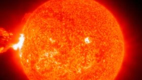 Podle amerických vědců může horké slunce za naši agresivitu