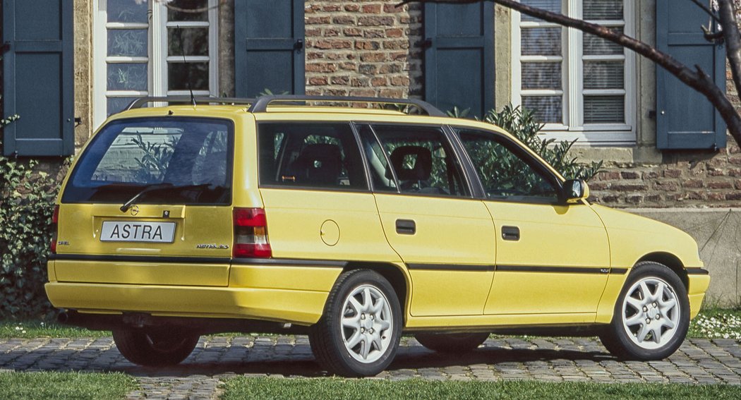 Opel Astra F Caravan (1995)