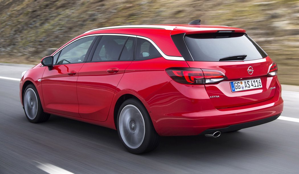 Opel Astra Sports Tourer (2015)