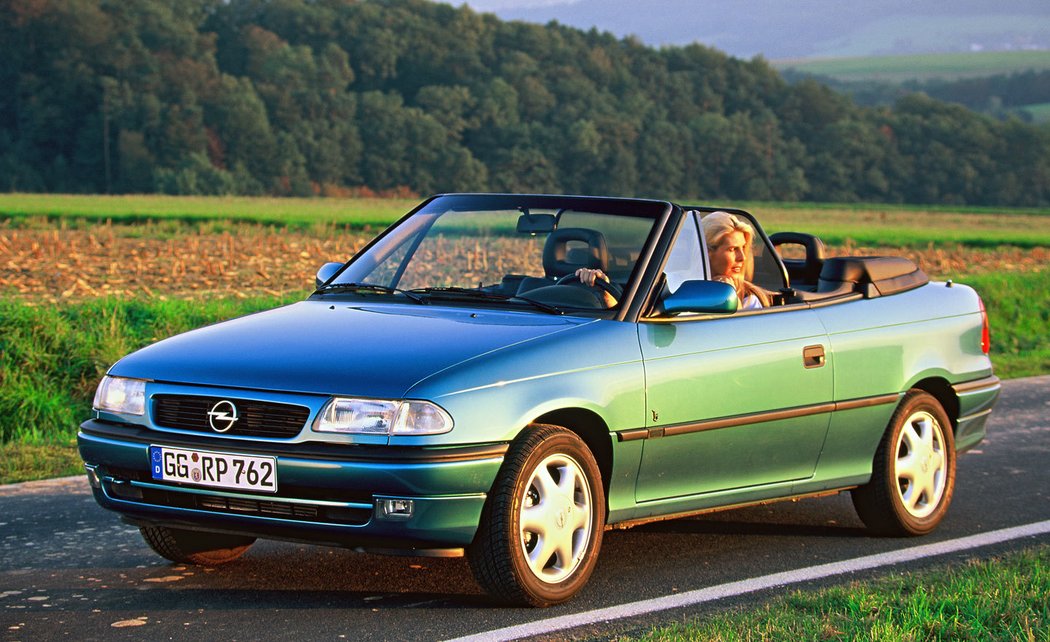 Opel Astra F Cabrio (1994)