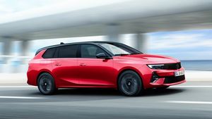 Opel Astra přijíždí ve verzi Electric, nabídne 115 kW a dojezd až 416 km