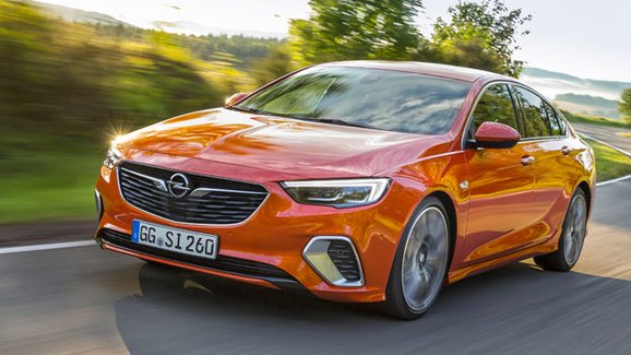 Opel Insignia GSi přichází na český trh. Nástupce OPC pod milion neseženete