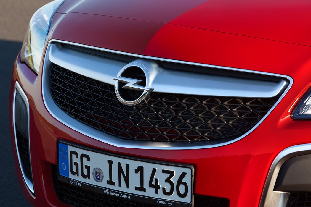 opel ceskytrh novemodely strednitrida sportovni