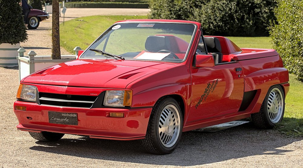 Německá firma Michalak prováděla konverze z hatchbacku Corsa A na kabriolet. V roce 1985 představila studii s motorem uprostřed.