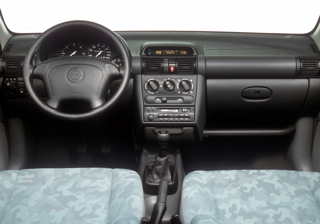 Opel Corsa (1997)
