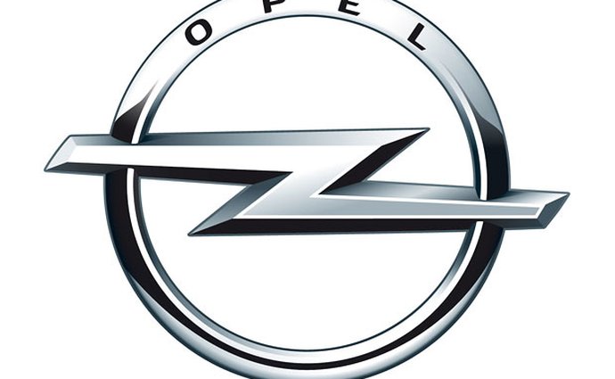 Opel dramaticky omezí výrobu aut v Rusku