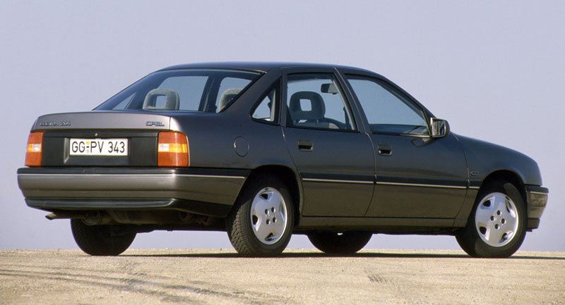 1988 Opel Vectra Sedan