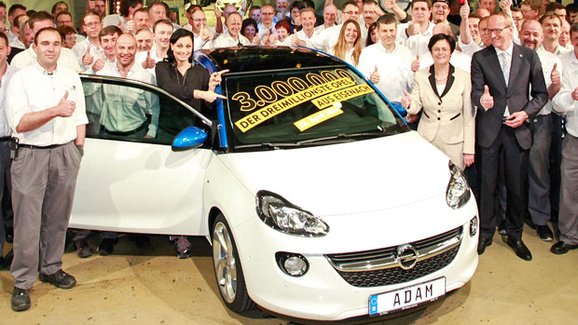 Opel slaví, závod v německém Eisenachu vyrobil vůz číslo tři miliony