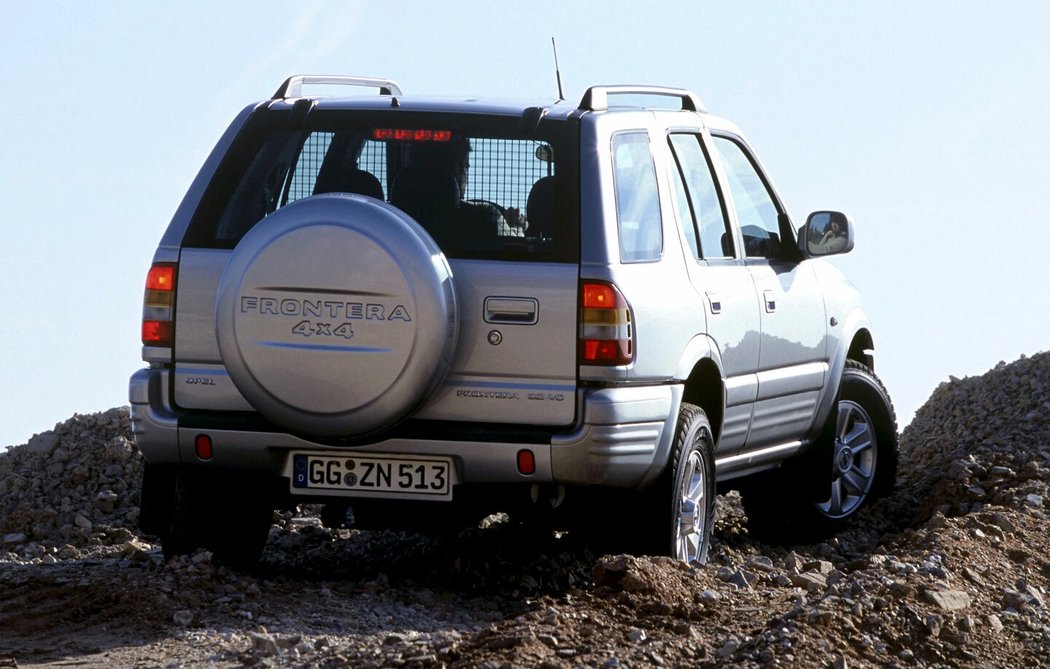 Opel Frontera Kombi (B) (2001–2003)