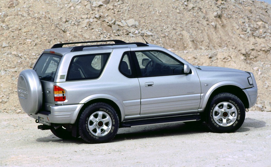 Opel Frontera Sport (B) (2001–2003)